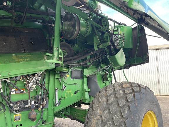 John Deere 9870 STS 2011 image 11