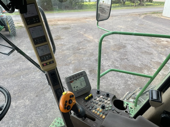 John Deere 9870 STS 2011 image 15