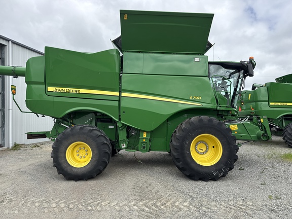 John Deere S790 2021 image 6