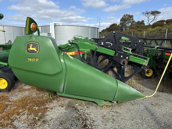 John Deere 740D 2022 image 2