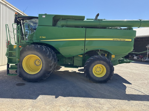 John Deere S790 2021 image 6