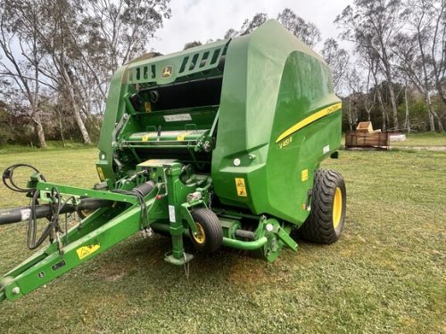 John Deere V451R