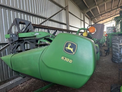 John Deere 630D 2010