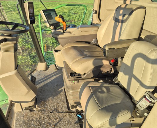 John Deere X9 1100 2022 image 16