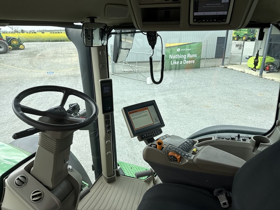 John Deere 7R 210 2020 image 13