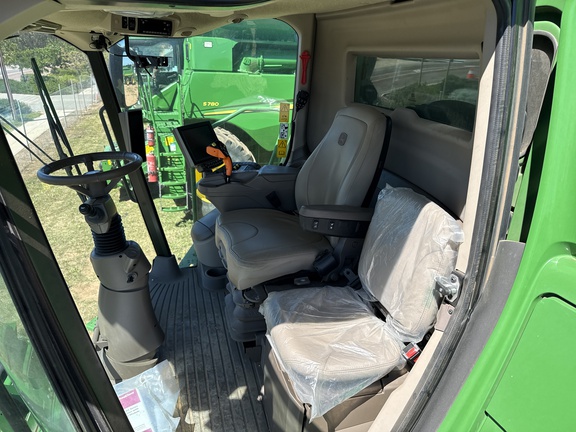 John Deere S790 2022 image 13