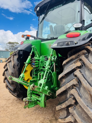 John Deere 7200R 2012 image 2